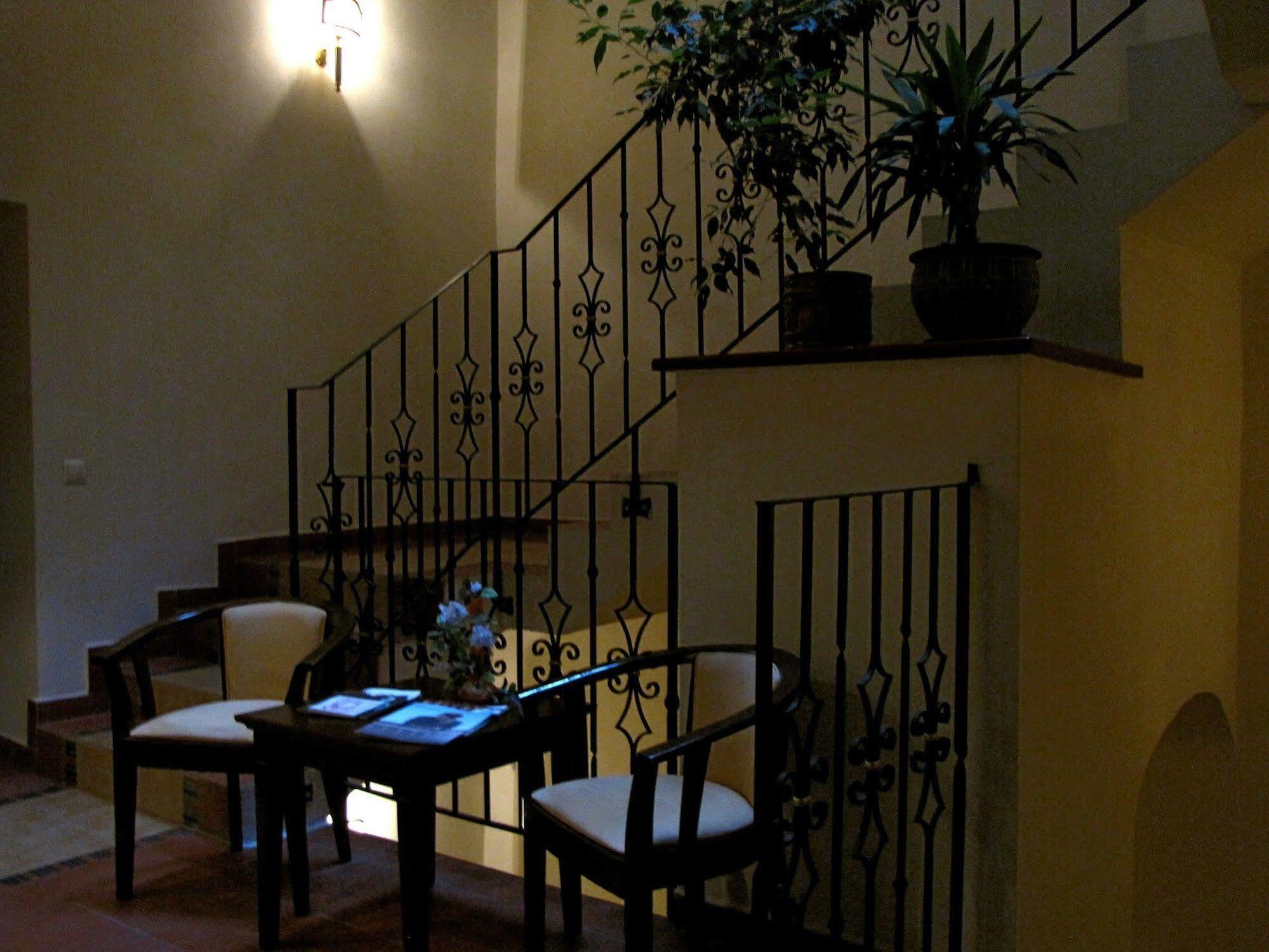 Rezydencja Cleopatra Bed and Breakfast Lublin Eksteriør billede