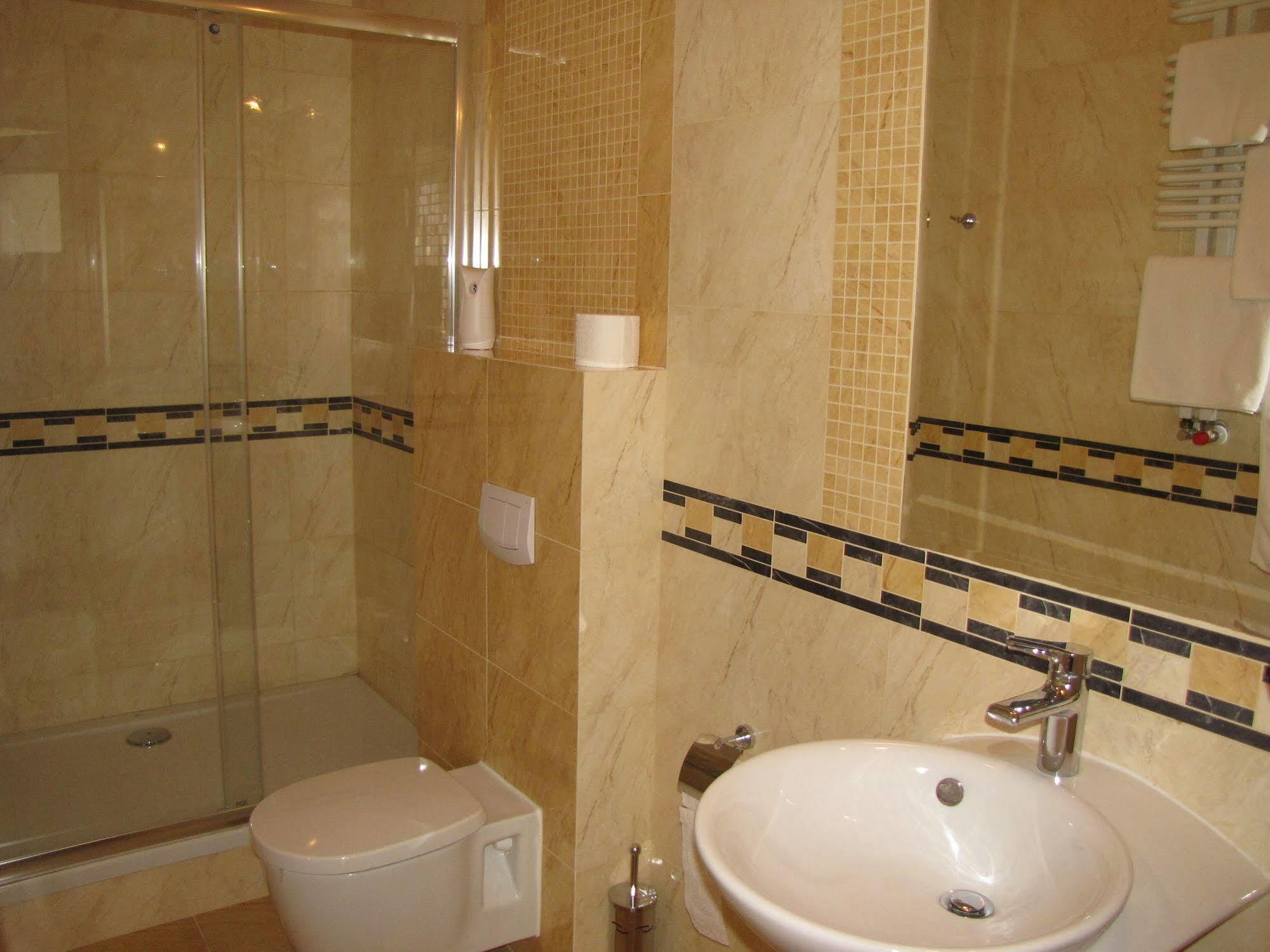 Rezydencja Cleopatra Bed and Breakfast Lublin Eksteriør billede